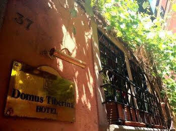 Domus Tiberina 2* Rom
