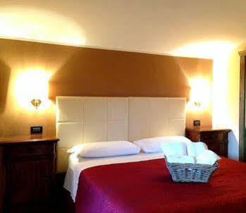 Domus Tiberina Hotel Rom